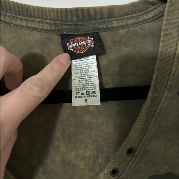 HD tshirt - Picture 2 of 4